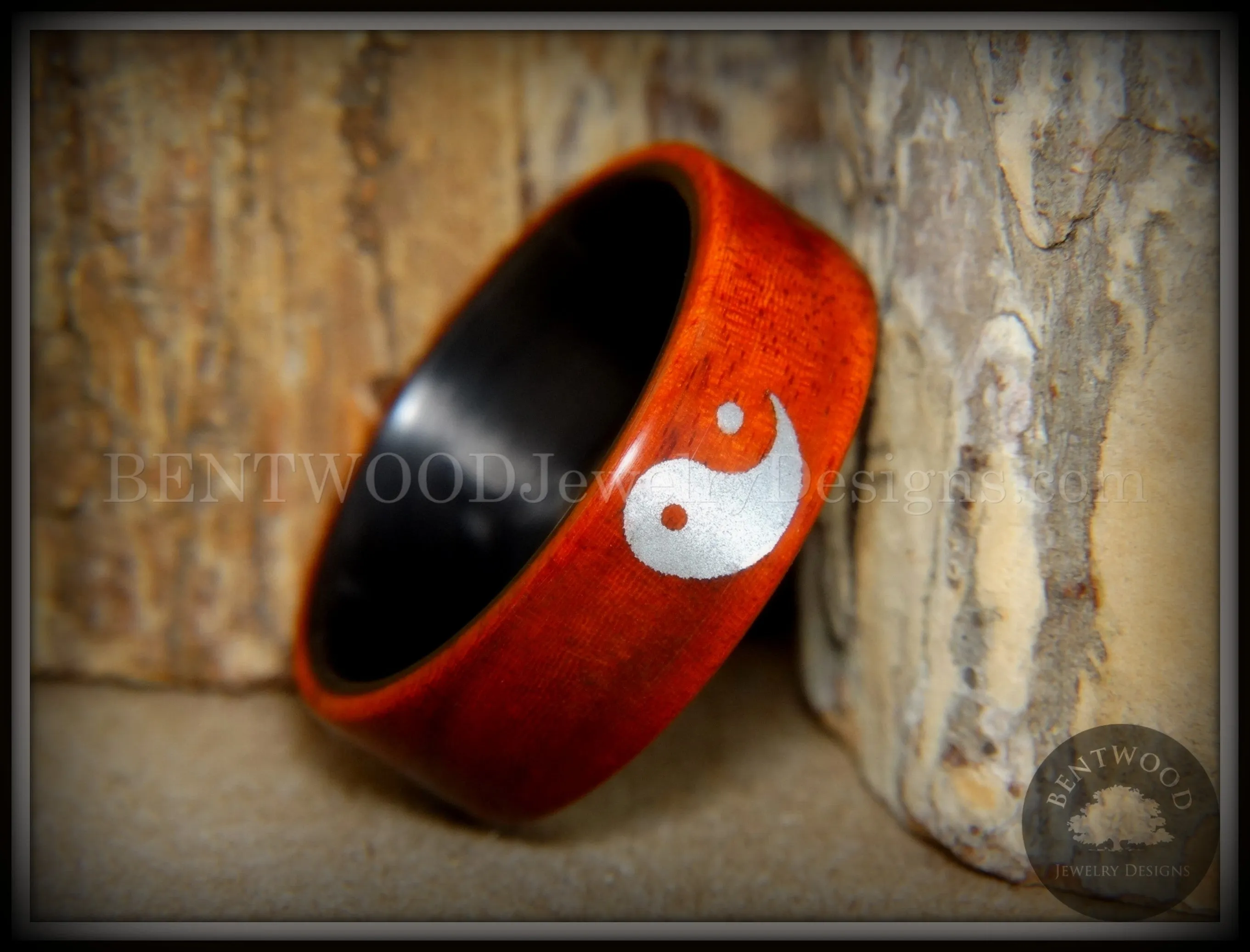 Bentwood Ring - "Yin Yang" Padauk on Carbon Fiber Core Silver Engraved Yin Yang